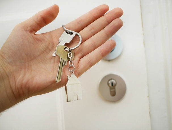 https://AdrianaM.StopRentingStartOwning.org